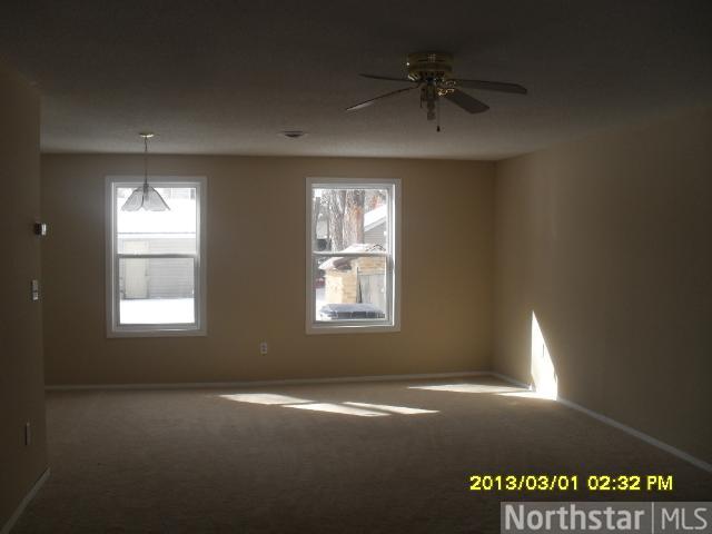215 Beech St, Chaska, MN 55318 photo 5
