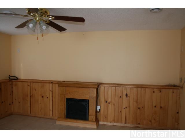 22 Sunset E Dr, Champlin, MN 55316 photo 9