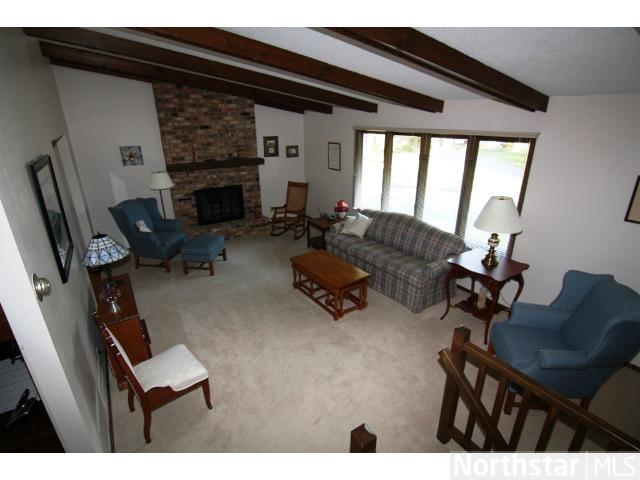 760 Larson Ct, Shoreview, MN 55126 photo 2