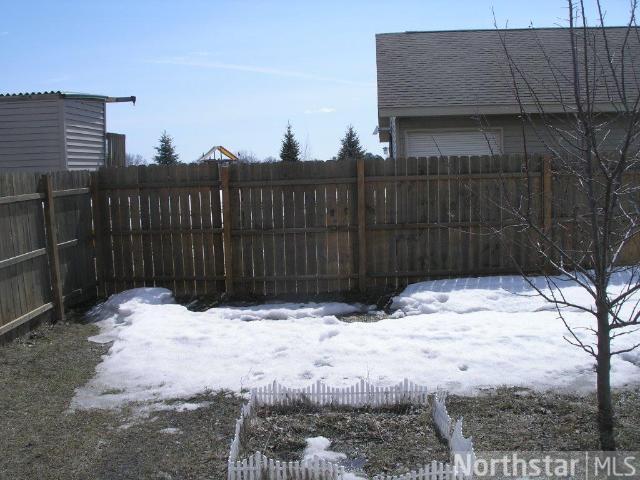 5242 Grouse Ct, Saint Cloud, MN 56303 photo 2