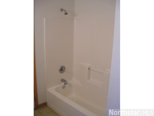 5242 Grouse Ct, Saint Cloud, MN 56303 photo 10
