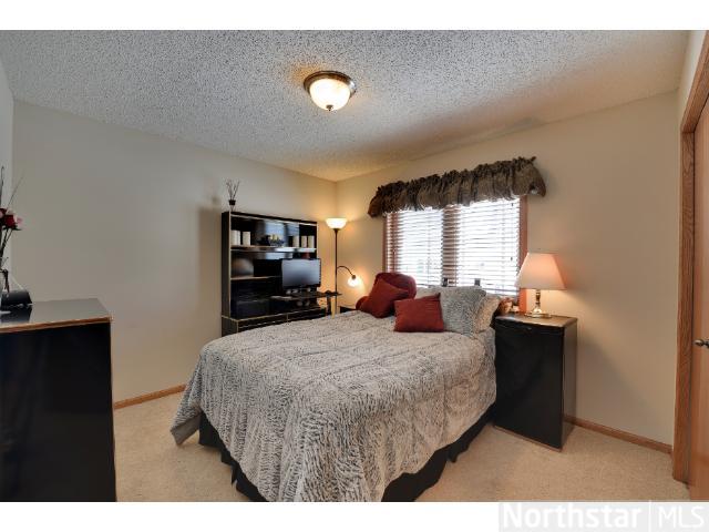 1042 Pinehurst Ln, Jordan, MN 55352 photo 10