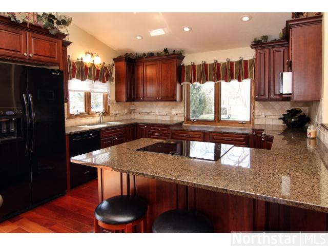 211 Rustle Rd, Jordan, MN 55352 photo 2