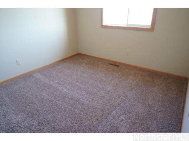 2067 Willow Cir, Hugo, MN 55038 photo 9