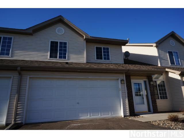 2067 Willow Cir, Hugo, MN 55038 photo 1