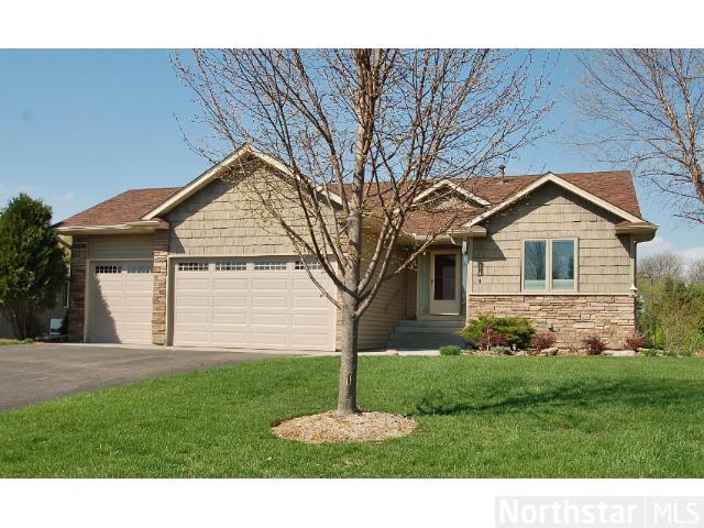 7070 Eagle Trl, Hugo, MN 55038 photo 1