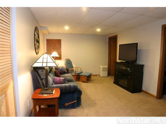 5715 Main W St, Maple Plain, MN 55359 photo 10