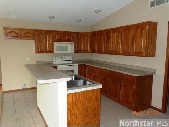 1879 Windmill Dr, Baldwin, WI 54002 photo 2