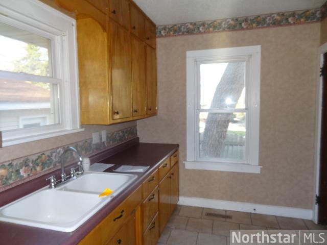514 4th Nw Ave, Faribault, MN 55021 photo 2