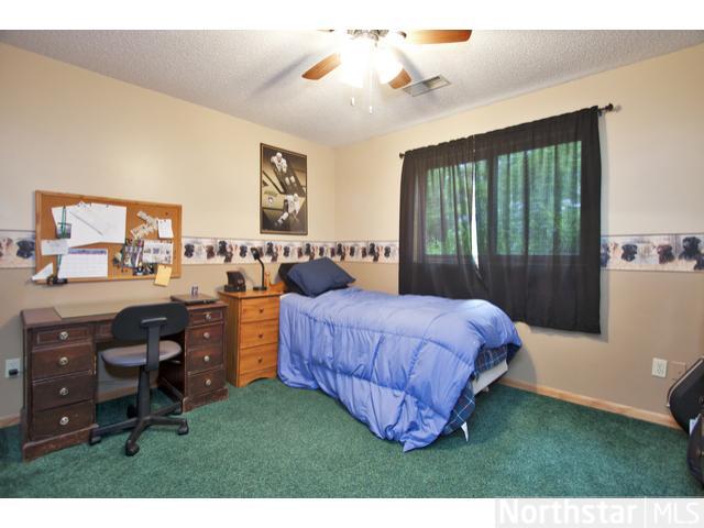14724 Lynndale Dr, Baxter, MN 56425 photo 12