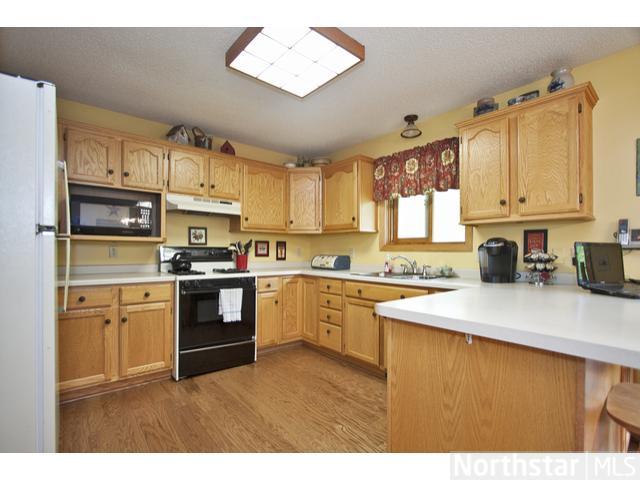 14724 Lynndale Dr, Baxter, MN 56425 photo 2
