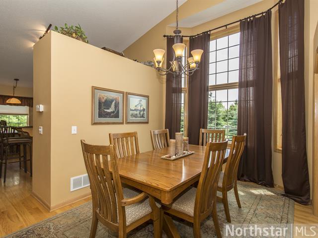 11104 Blazingstar Ct, Champlin, MN 55316 photo 5
