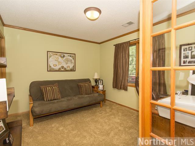 11104 Blazingstar Ct, Champlin, MN 55316 photo 8