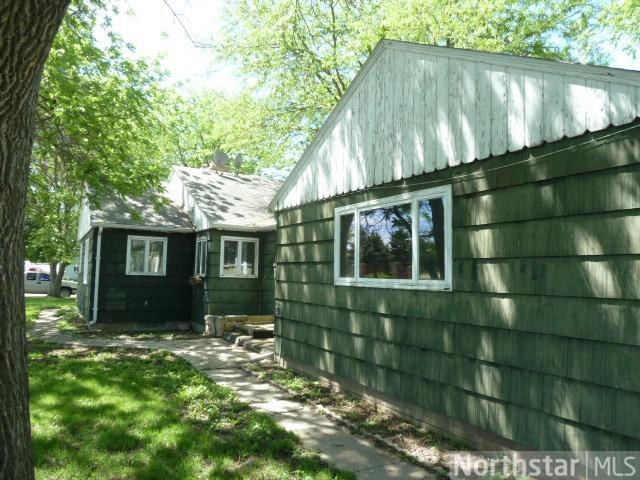 420 2nd St E, Jasper, MN 56144 photo 2