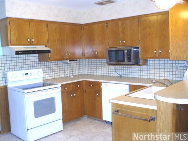 2021 Veterans Dr, Saint Cloud, MN 56303 photo 3