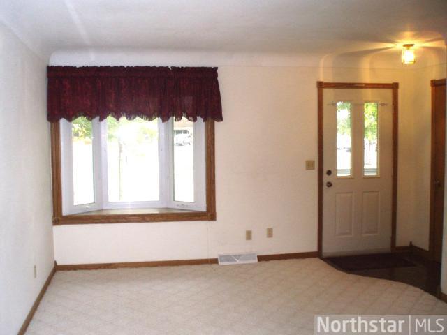 2021 Veterans Dr, Saint Cloud, MN 56303 photo 6