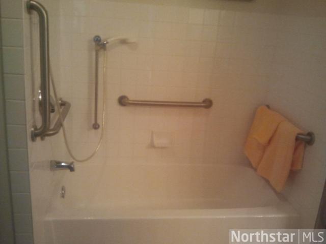 4372 Clearwater Rd, Saint Cloud, MN 56301 photo 9