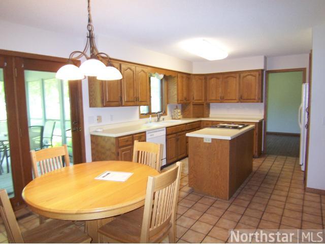 1524 Parkview Rd, Maple Plain, MN 55359 photo 4