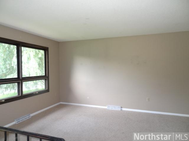 607 9th E St, Northfield, MN 55057 photo 6