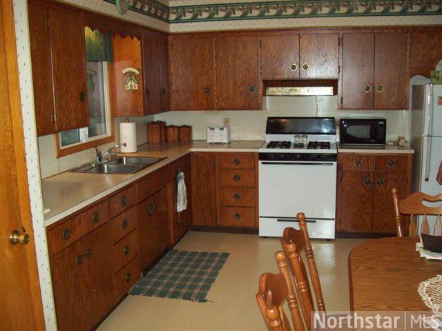 315 Front St, Glencoe, MN 55336 photo 7