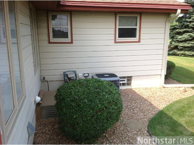 5709 111th N Ave, Champlin, MN 55316 photo 6