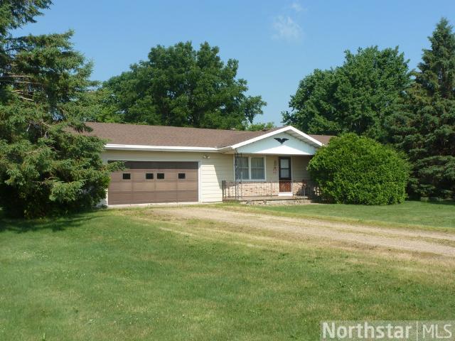 686 200th St, Baldwin, WI 54002 photo 2
