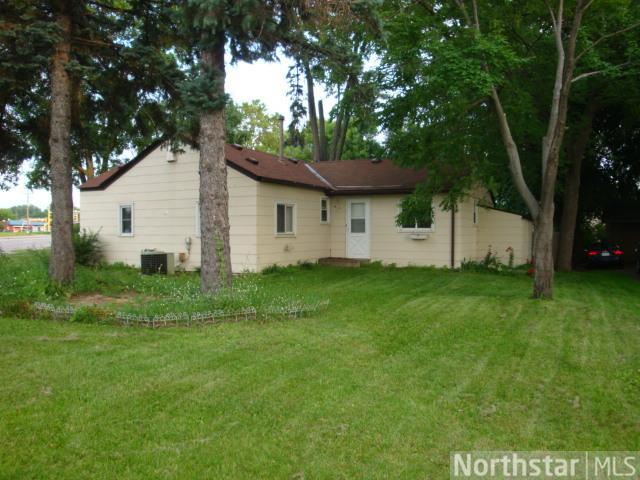 7948 E River Rd, Minneapolis, MN 55432 photo 3