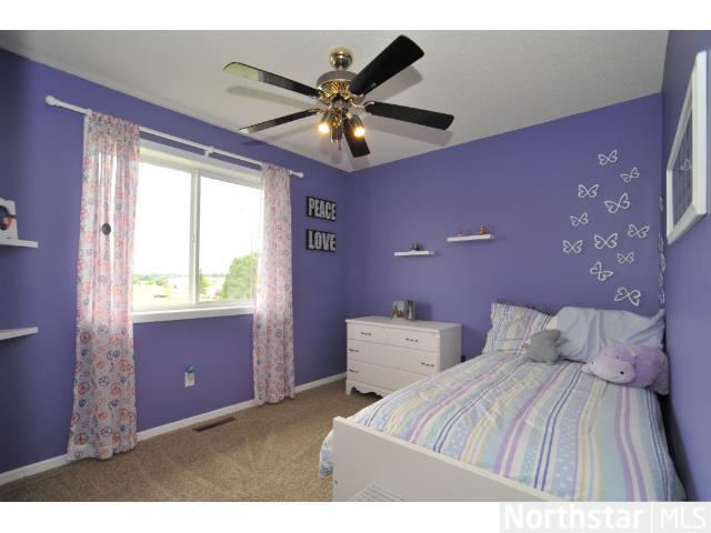 1438 Applegate Ln, Shakopee, MN 55379 photo 8