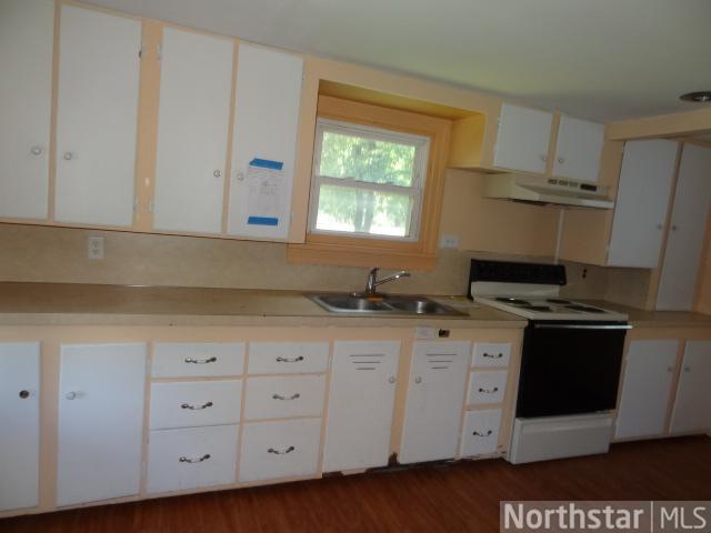 1020 4th Nw St, Faribault, MN 55021 photo 2