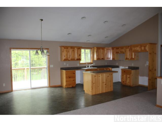 9258 Atwater Ct, Brainerd, MN 56401 photo 2
