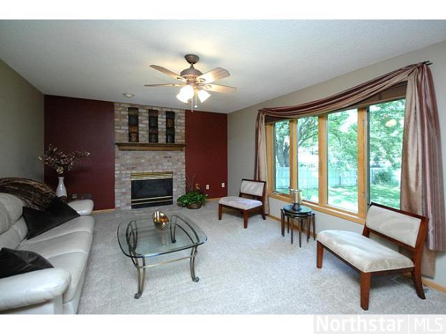 5056 Oxbow Pl, Champlin, MN 55316 photo 2