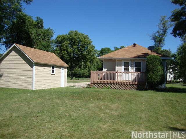 324 E 5th St, Litchfield, MN 55355 photo 4