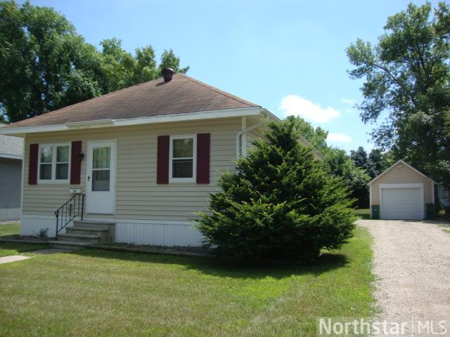 324 E 5th St, Litchfield, MN 55355 photo 1