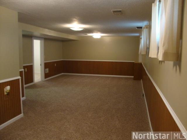 324 E 5th St, Litchfield, MN 55355 photo 8