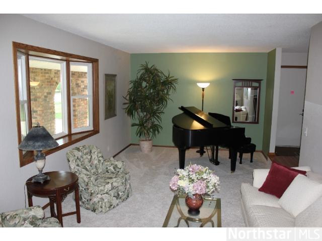 1731 Cherry Ln, Saint Cloud, MN 56304 photo 5