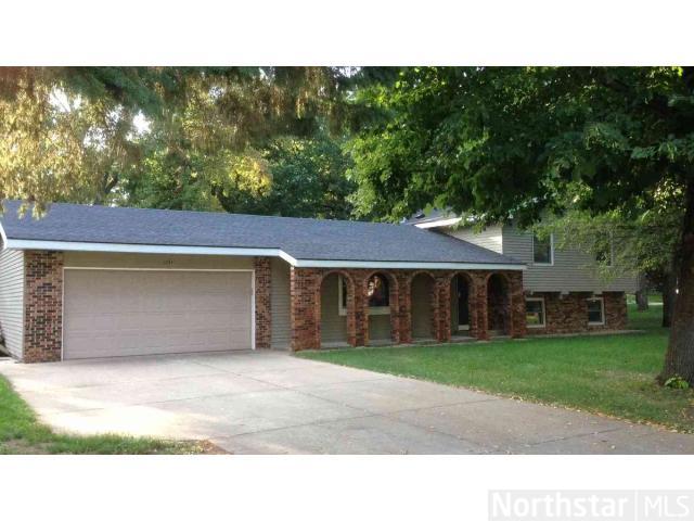 1731 Cherry Ln, Saint Cloud, MN 56304 photo 1