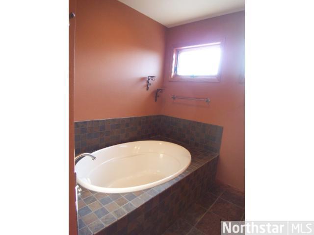 2181 Mill Pond Dr, Saint Cloud, MN 56303 photo 18