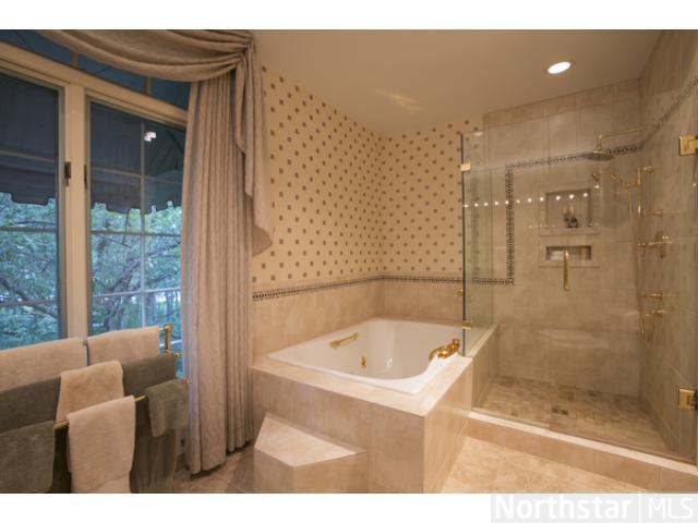 19900 Manor Rd, Excelsior, MN 55331 photo 12