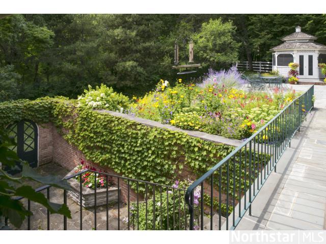 19900 Manor Rd, Excelsior, MN 55331 photo 1