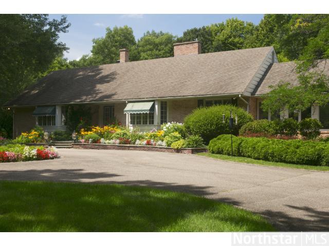 19900 Manor Rd, Excelsior, MN 55331 photo 3