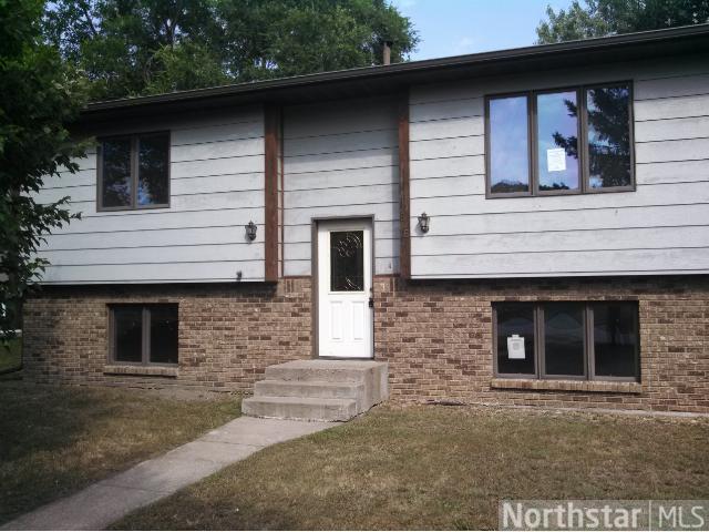906 12th Se Ave, Saint Cloud, MN 56304 photo 1