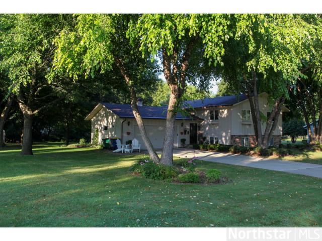 1663 Buckingham Path, Faribault, MN 55021 photo 16