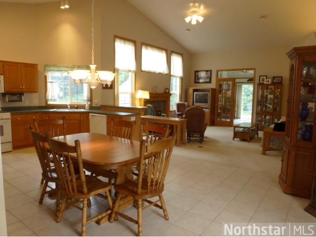 6989 Eagle Trl, Hugo, MN 55038 photo 2