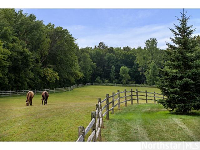 7645 Turner Rd, Maple Plain, MN 55359 photo 3