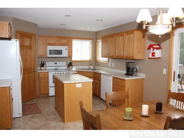 3401 Kaiser Cir, Saint Michael, MN 55376 photo 6