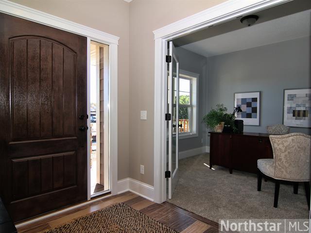 3210 Symphony Ct, Chaska, MN 55318 photo 2