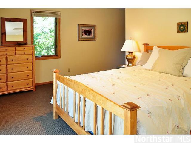 671 Bluffview Rd, South Haven, MN 55382 photo 9