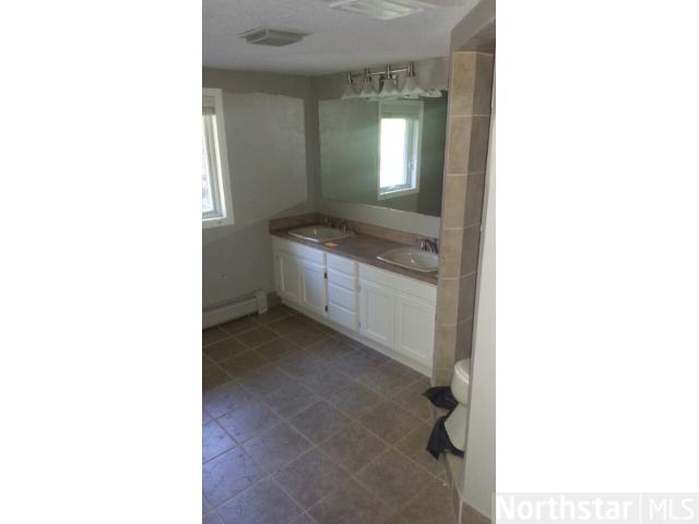 690 Glencoe Rd, Excelsior, MN 55331 photo 6