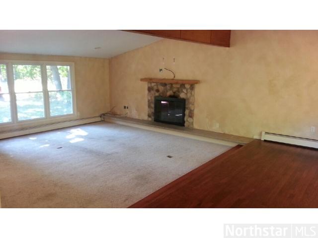 690 Glencoe Rd, Excelsior, MN 55331 photo 5
