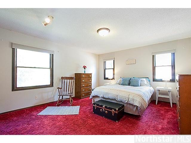 2560 3rd E Ave, Saint Paul, MN 55109 photo 4